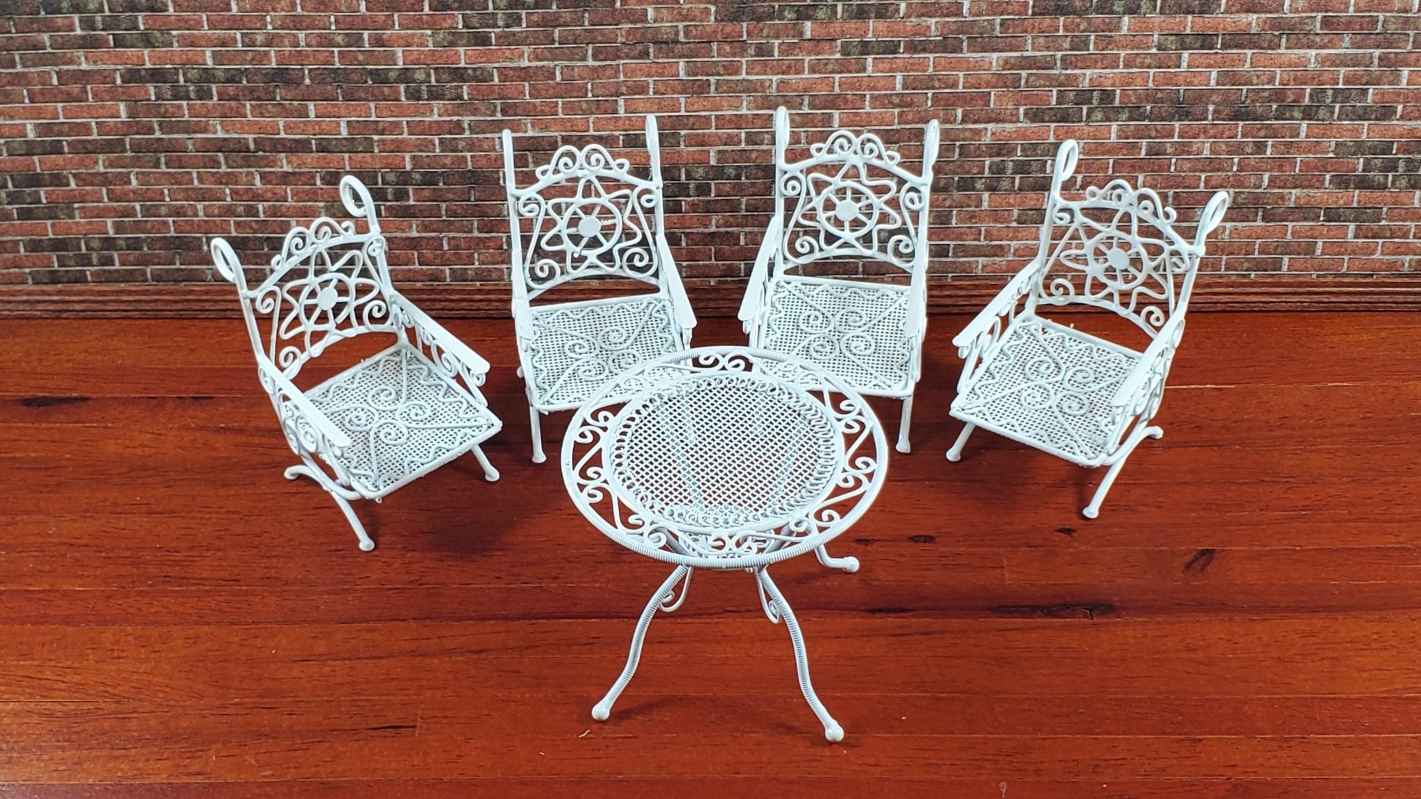 Dollhouse Patio Set White Metal Table 4 Chairs 1:12 Scale Miniature Fu –  MiniatureCrush, image size:2048x1152