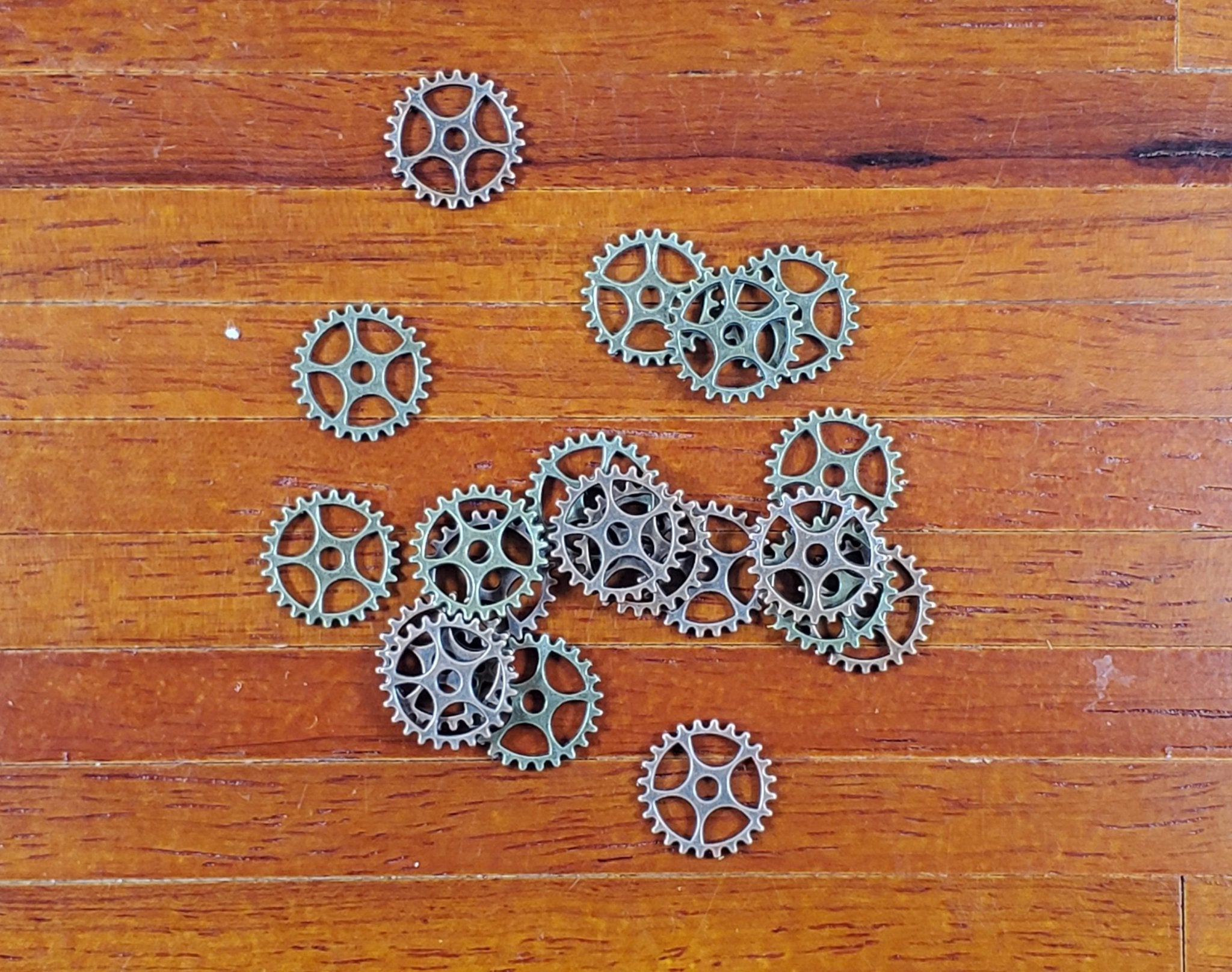 craft gears Small Metal Gears Steampunk Crafts Miniatures 20 pieces 5/8" DIY Jewelry Making