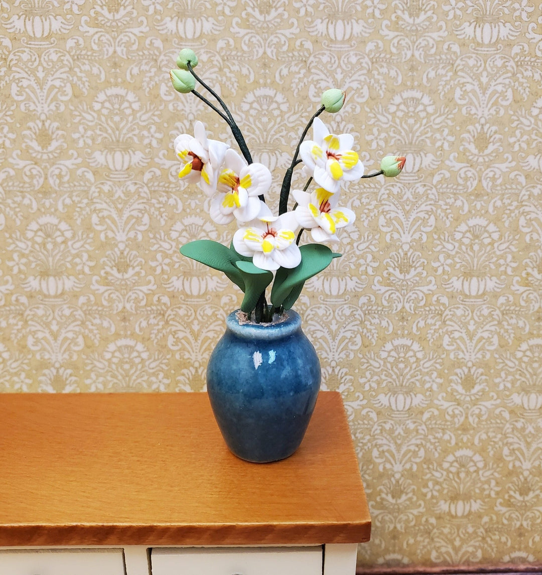 Dollhouse 1:6 Scale Flowers White in Ceramic Blue Vase Playscale Miniature - Miniature Crush