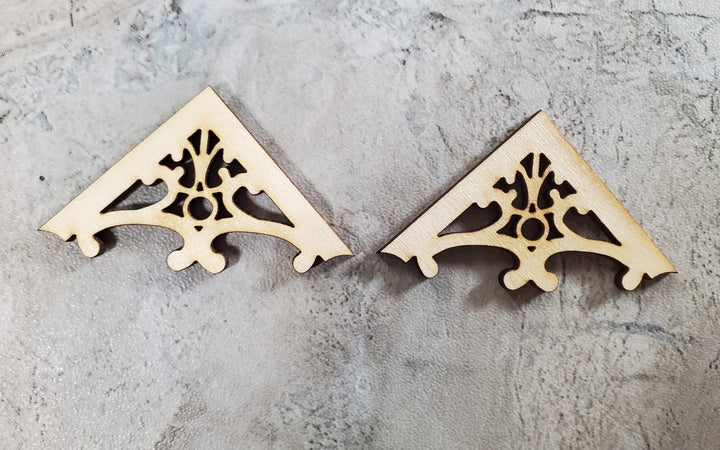 Dollhouse Apex Trim Victorian Style Pediment x2 Medium Miniature Wood Decoration MC147 - Miniature Crush