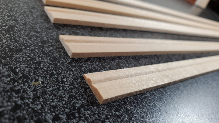 Dollhouse Baseboard 5 Pieces Trim Molding 12mm x 45cm long 1:12 Scale Skirting - Miniature Crush