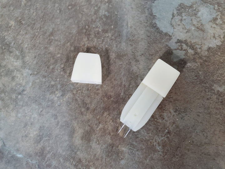 Dollhouse Electrical Test Probe for Copper Tape Wire by Houseworks #2229 - Miniature Crush