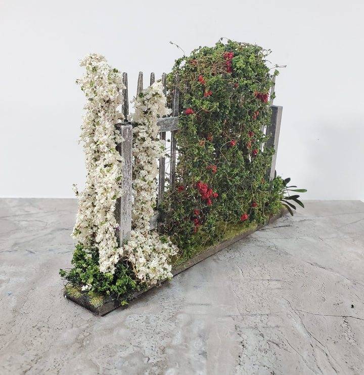 Dollhouse Flowers with Fence Red White Large 1:12 Scale Miniature 2 Sided - Miniature Crush