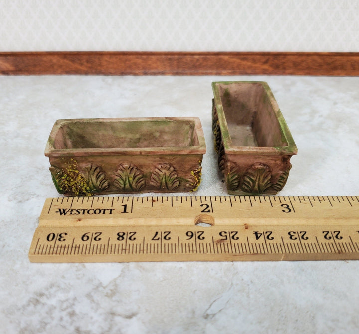 Dollhouse Garden Planters Aged Pots with Moss Set of 2 1:12 Scale A1006B - Miniature Crush