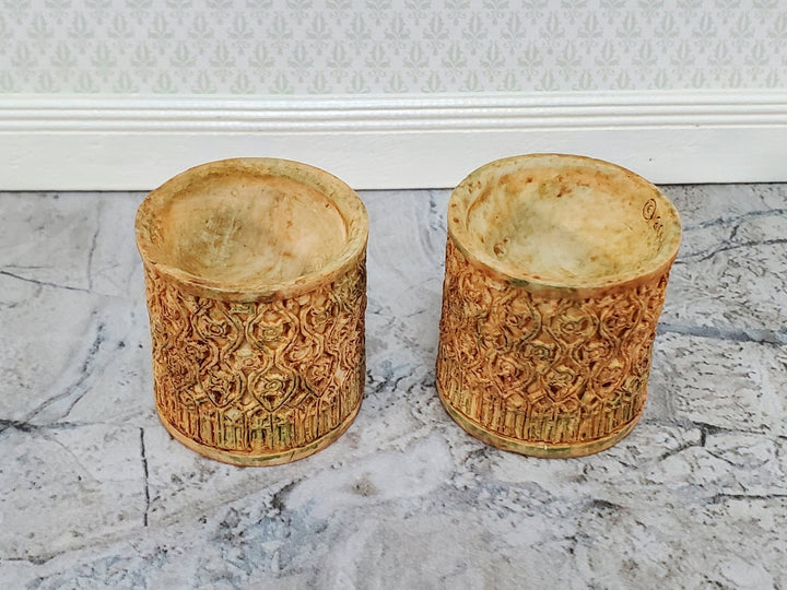 Dollhouse Garden Pots Aged Finish Planters x2 1:12 Scale A4052AG by Falcon Miniatures - Miniature Crush