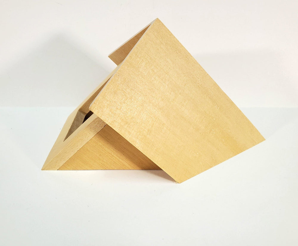 Dollhouse Miniature Dormer Window Traditional Style 1:12 Scale Houseworks 7002 - Miniature Crush
