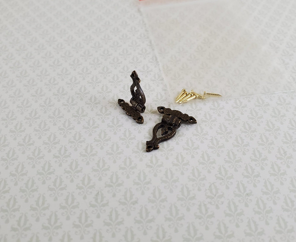 Dollhouse Miniature Hinge Fancy Antique Style Bronze 1:12 Scale Includes Nails S1509 - Miniature Crush