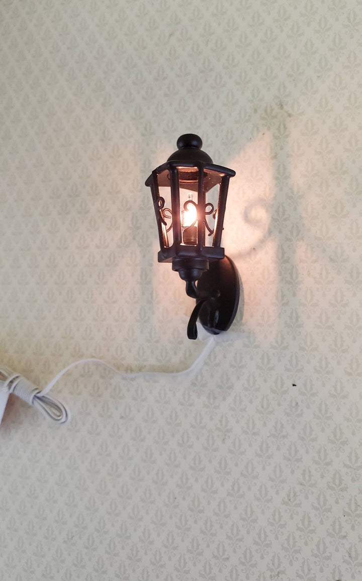 Dollhouse Miniature Light Black Coach Large Exterior Wall Lamp 1:12 Scale 12 Volt Electric - Miniature Crush