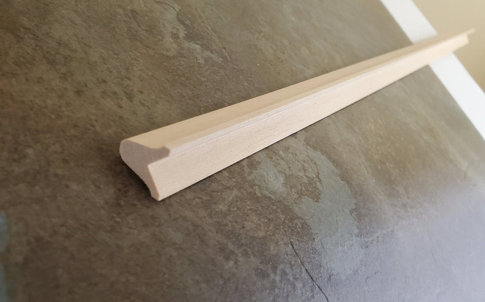 Dollhouse Miniature Roof Top Peak Ridge Molding Trim 5/8" x 18" 1:12 Scale HW7060 - Miniature Crush