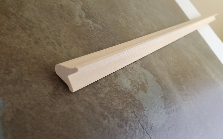 Dollhouse Miniature Roof Top Peak Ridge Molding Trim 5/8" x 18" 1:12 Scale HW7060 - Miniature Crush