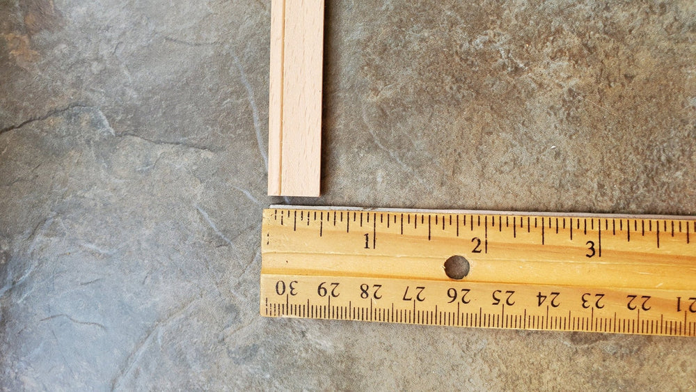 Dollhouse Miniatures Baseboard Trim or Molding w/ Wire Channel 1/2" wide x 18" 1:12 Scale CLA77945 - Miniature Crush