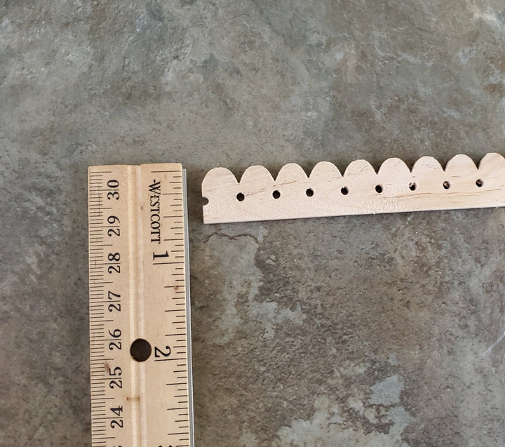 Dollhouse Miniatures Trim Victorian Gingerbread Style Molding 5/8" x 18" 1:12 Scale - Miniature Crush