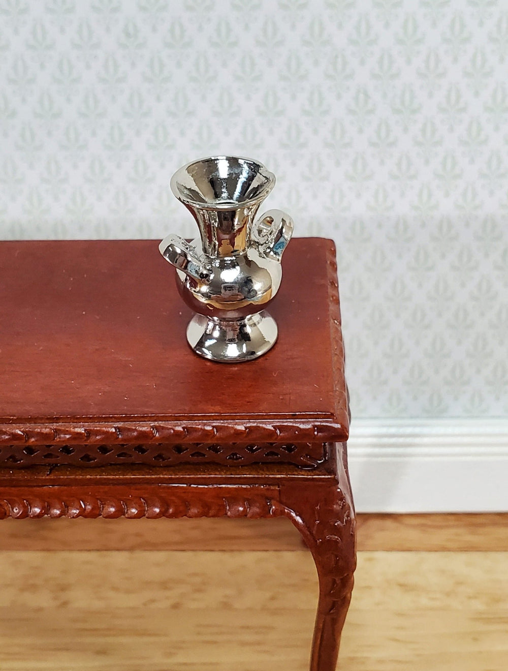 Dollhouse Vase Urn Silver Metal for Flowers or Decoration 1:12 Scale Miniature - Miniature Crush