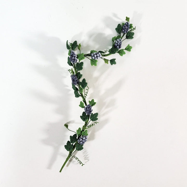 Miniature Grapevine bendable Purple Grapes with Leaves 1:6 Scale Dollhouse - Miniature Crush