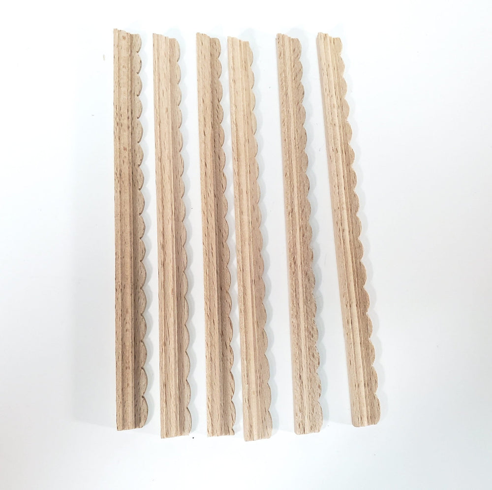 Miniatures 6" Cornice Crown Molding Scrap Trim x6 Pieces 1:12 Scale Building CLA77272 - Miniature Crush