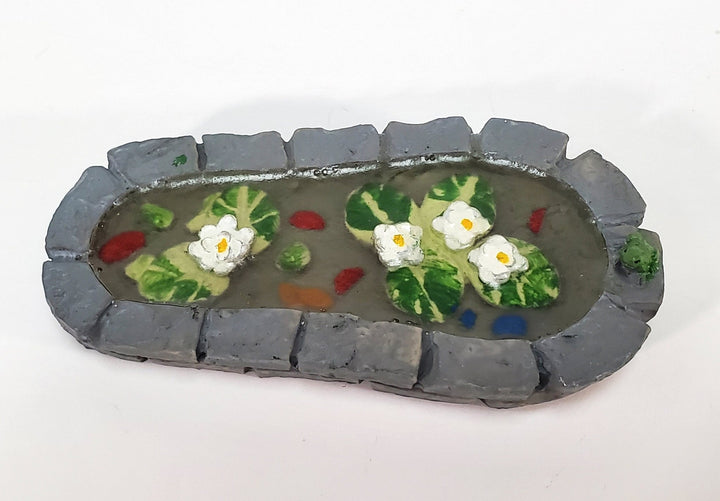 Small Miniature Garden Pond Pool with Frog & Water Lilies Resin 1:12 Scale Dollhouse - Miniature Crush