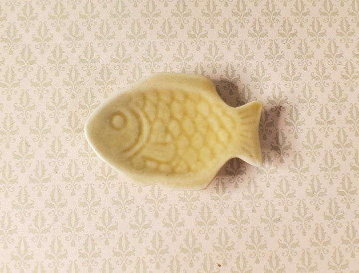 Dollhouse Fished Shaped Platter Light Green Ceramic 1:12 Scale Miniature