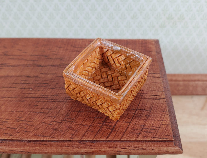 Dollhouse Basket Wicker Style Square 1:12 Scale Miniature Decor Accessories