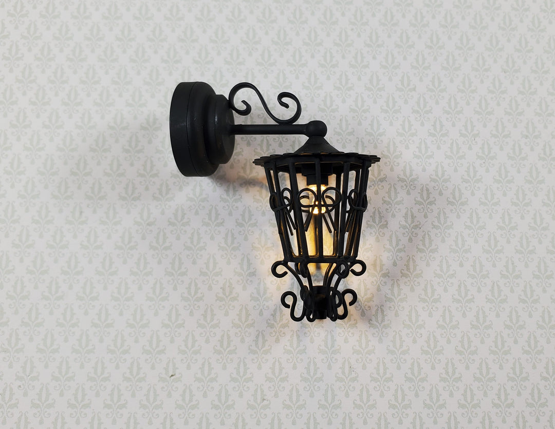 Dollhouse Carriage Light Battery Operated with Wand 1:12 Scale Miniature Lamp