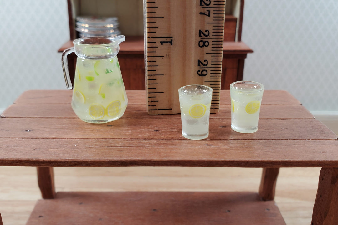 Dollhouse Large Pitcher of Lemonade & 2 Glasses with Lemons 1:12 Scale Miniature