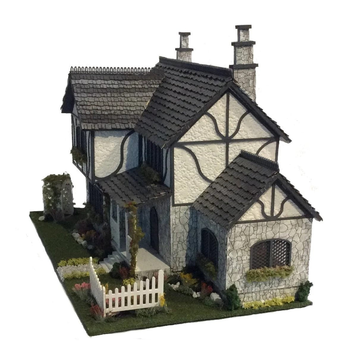 1:48 Quarter Scale Dollhouse KIT Tudor Manor House Style 5 Rooms with Greenery - MiniatureCrush