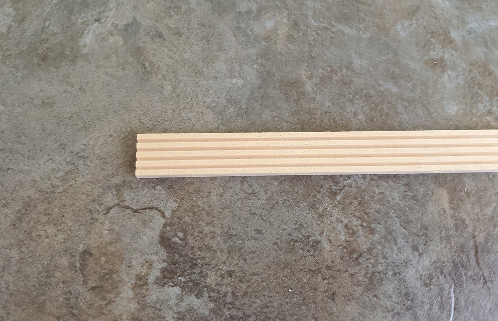 Dollhouse Miniatures Grooved Trim Molding Flat Back 7/16" wide x 18" long 1:12 Scale HW7075