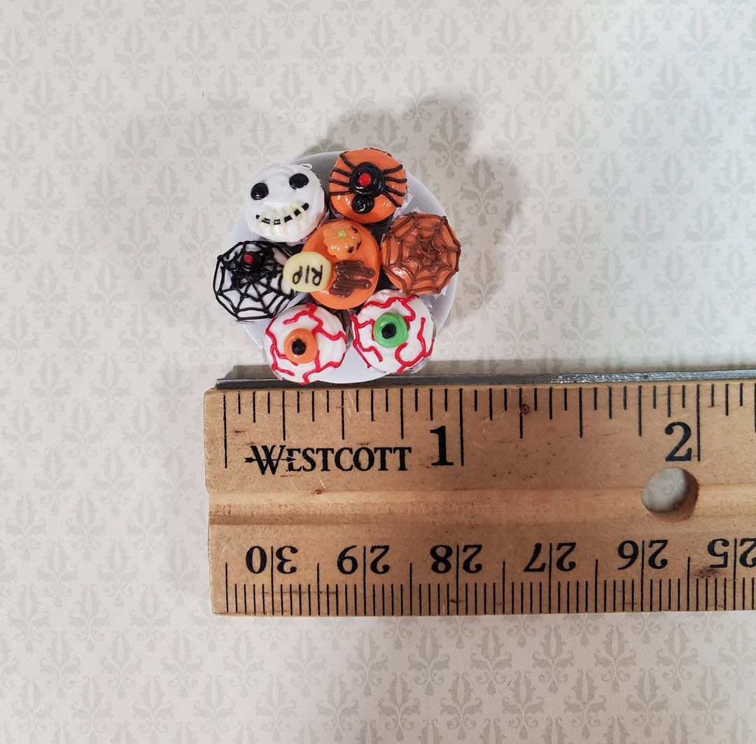 Dollhouse Cupcakes Halloween Theme on Ceramic Plate 1:12 Scale Miniature Food