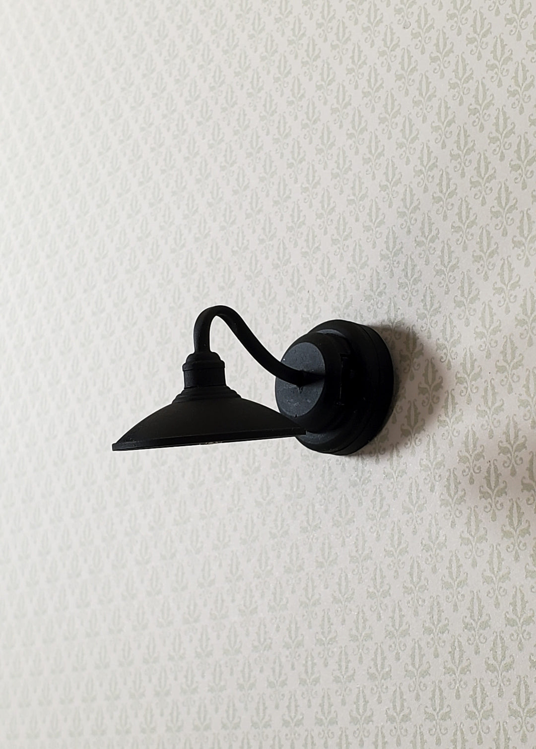 Dollhouse Battery Barn Light Industrial Black Wall Sconce 1:12 Scale Miniature