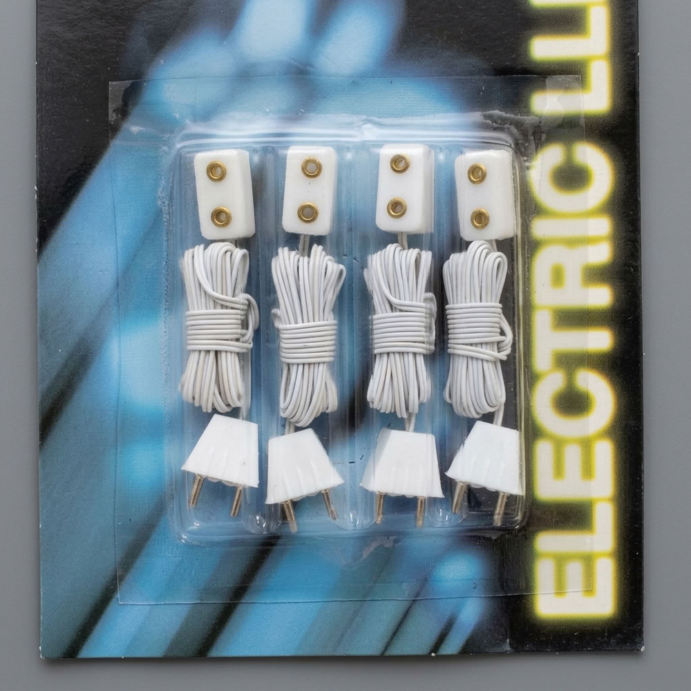 Dollhouse Outlet with Plug x4 Extension Cords for 1:12 Scale Miniature Lighting