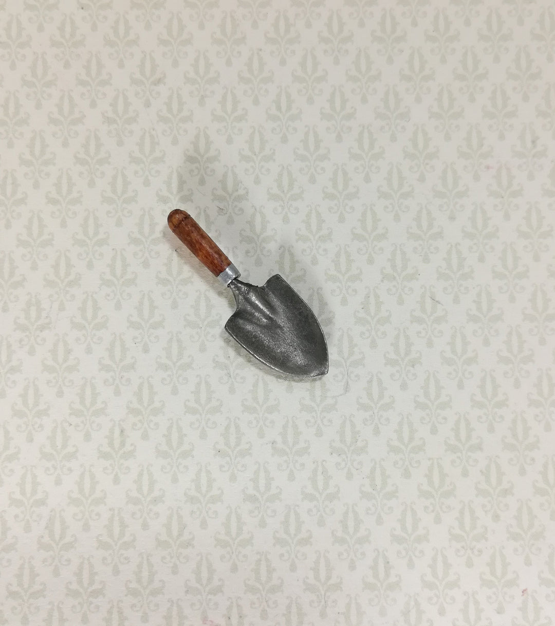 Dollhouse Miniature Hand Trowel Sir Thomas Thumb 1:12 Scale Garden Tool Small Shovel