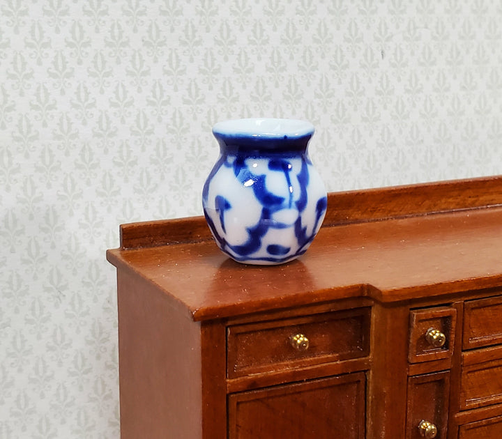 Dollhouse Vase Blue & White Pattern Decorative Planter Ceramic 1:12 Scale
