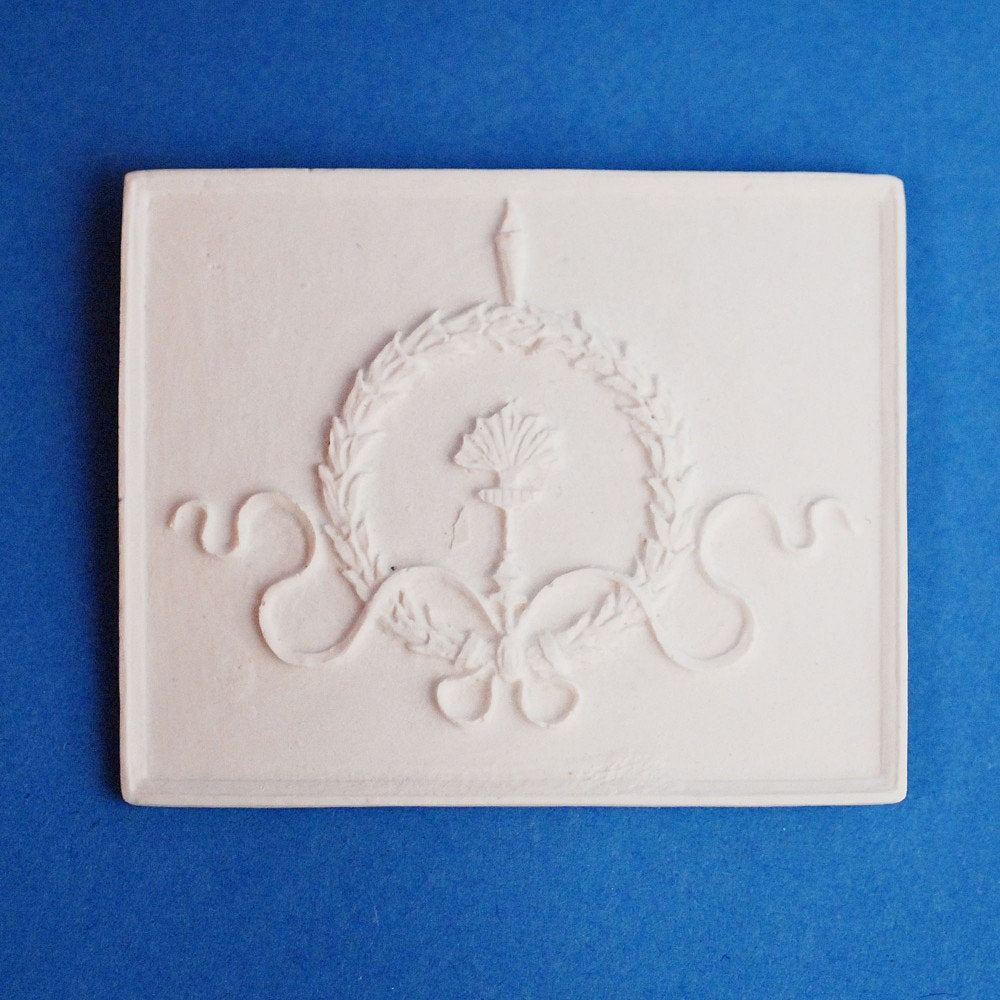 Dollhouse Wall Panel Ribbon Wreath 1:12 Scale Miniature Hard Cast Plaster