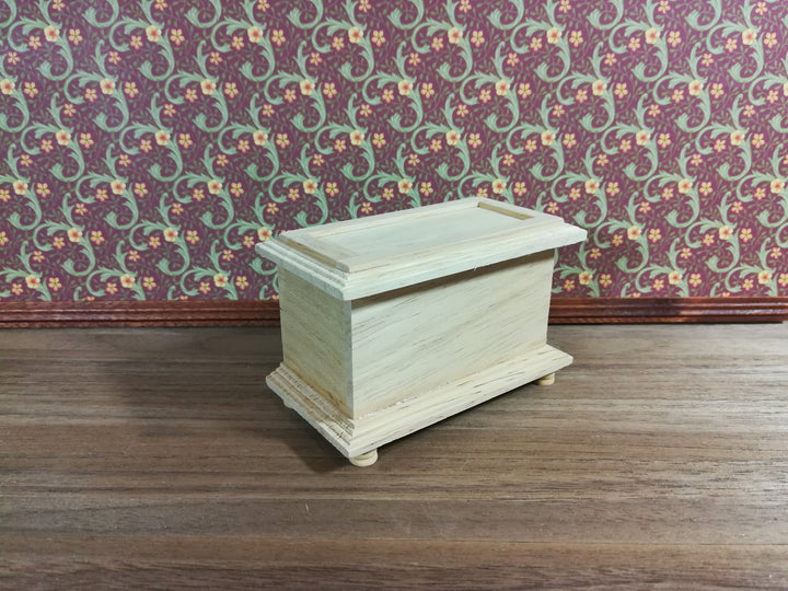 Dollhouse  Wood Blanket Trunk Unpainted 1:12 Scale Miniature Furniture