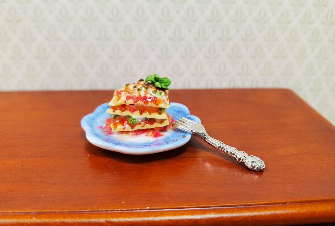 Dollhouse Lasagna on a Ceramic Plate 1:12 Scale Miniature Food Kitchen