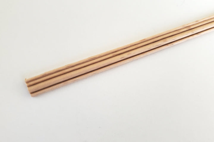 Dollhouse Miniatures Chair Rail or Trim Molding 1/4" x 18" 1:12 Scale CLA99757