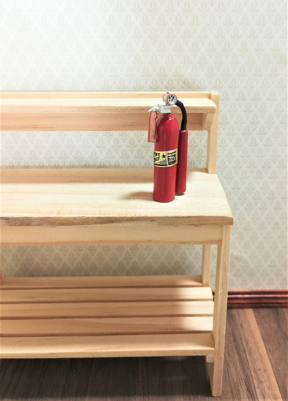 Dollhouse Miniature Red Fire Extinguisher Sir Thomas Thumb 1:12 Scale Metal