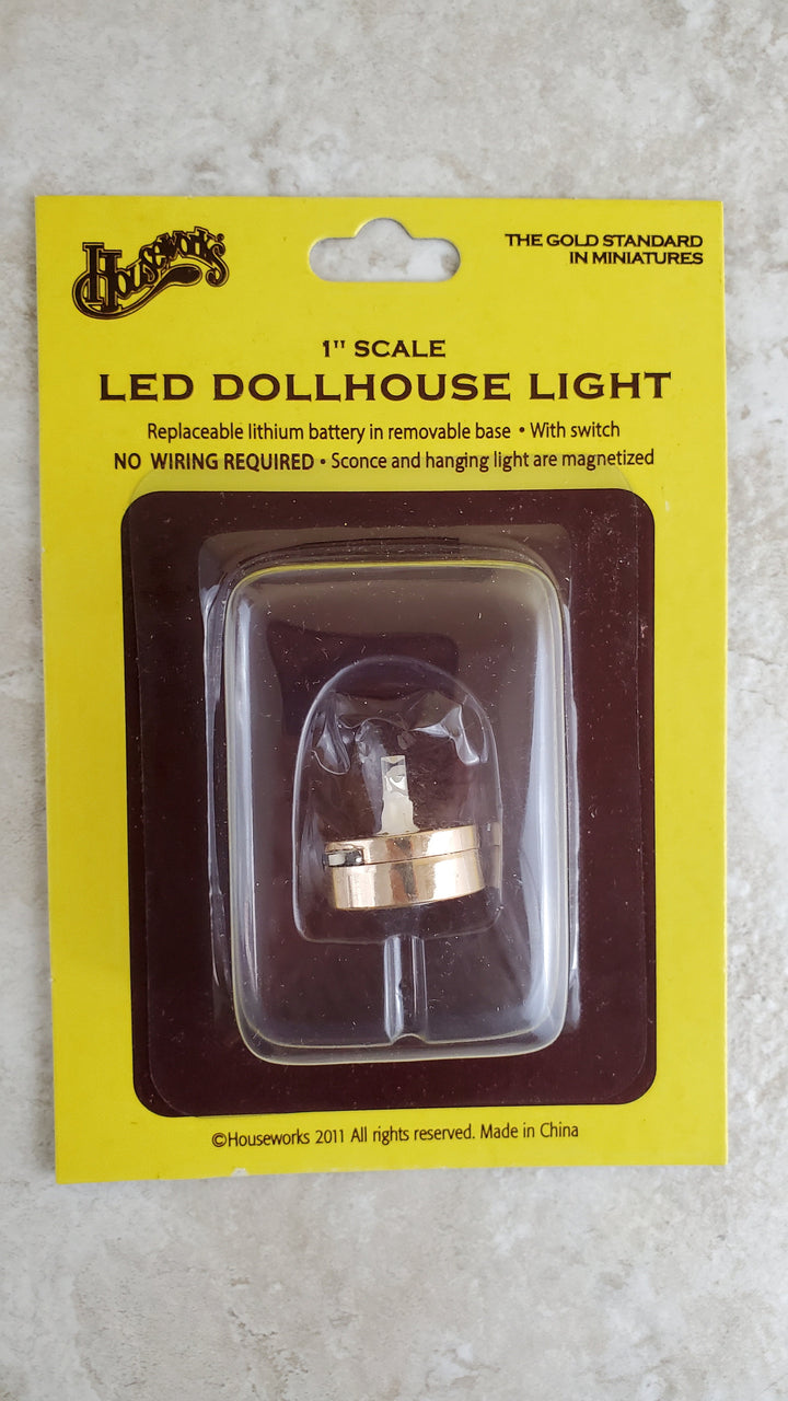 Dollhouse Miniature Battery Light Bulb on Gold Base 1:12 Scale On/Off Switch