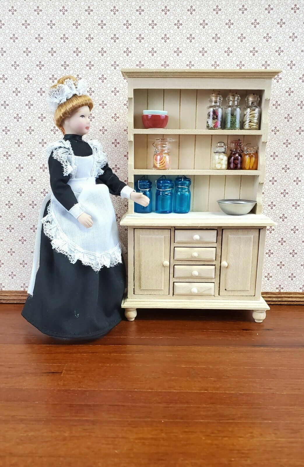Dollhouse Miniature Maid Housekeeper Doll Porcelain Poseable 1:12 Scale w/ Apron