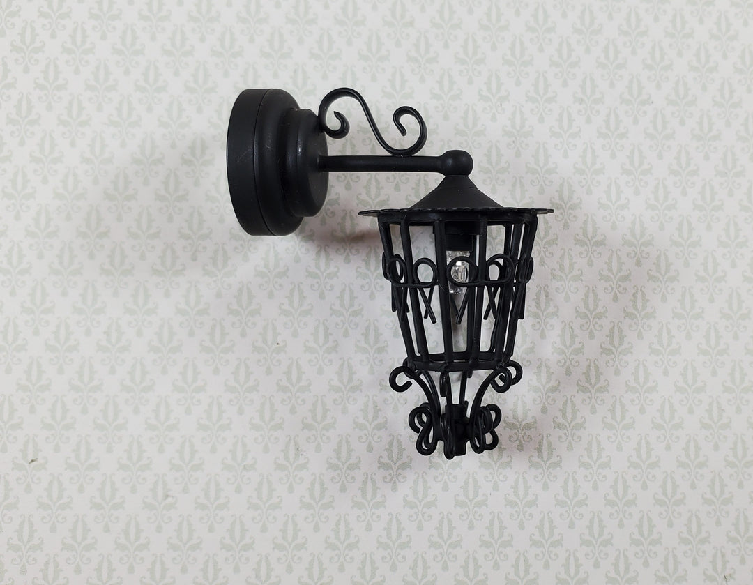 Dollhouse Carriage Light Battery Operated with Wand 1:12 Scale Miniature Lamp