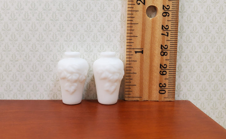 Dollhouse Relief Vases White Ceramic Leaves Motif 1:12 Scale Miniatures Set of 2