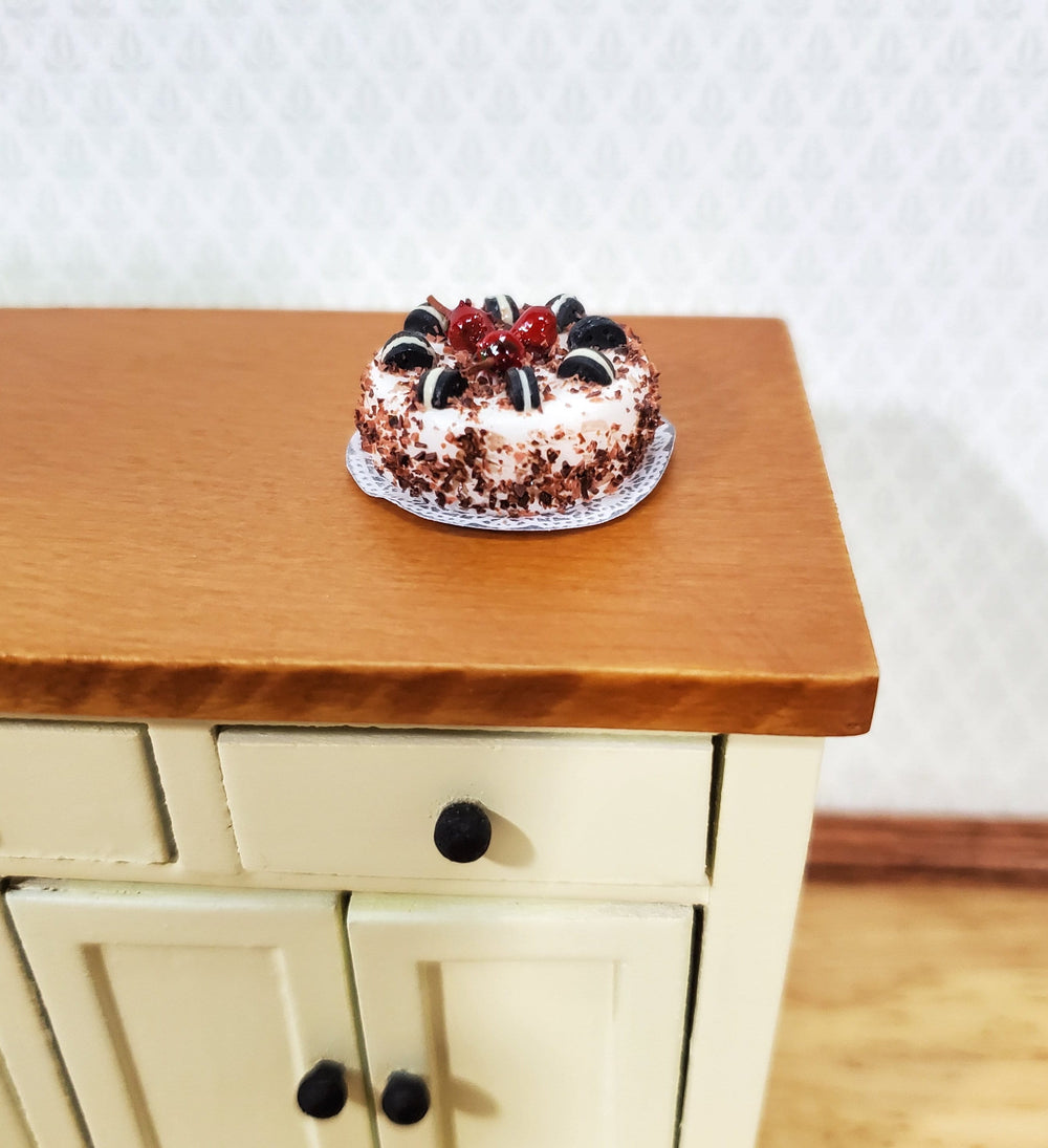 Dollhouse Cake Chocolate Cookie with Strawberries 1:12 Scale Dessert