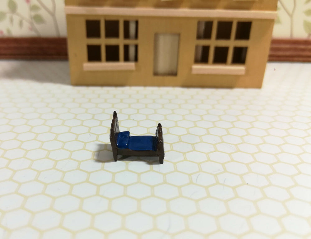 Dollhouse Miniature 1:144 Scale Bed with Blue Sheets Micro Minis Furniture Metal