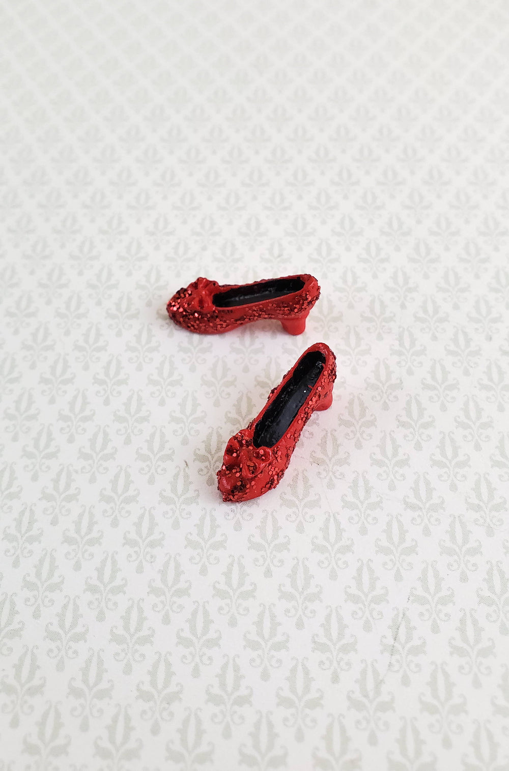 Tiny Miniature Ruby Red Shoes Slippers with Bow & Glitter 1:12 Scale Dollhouse