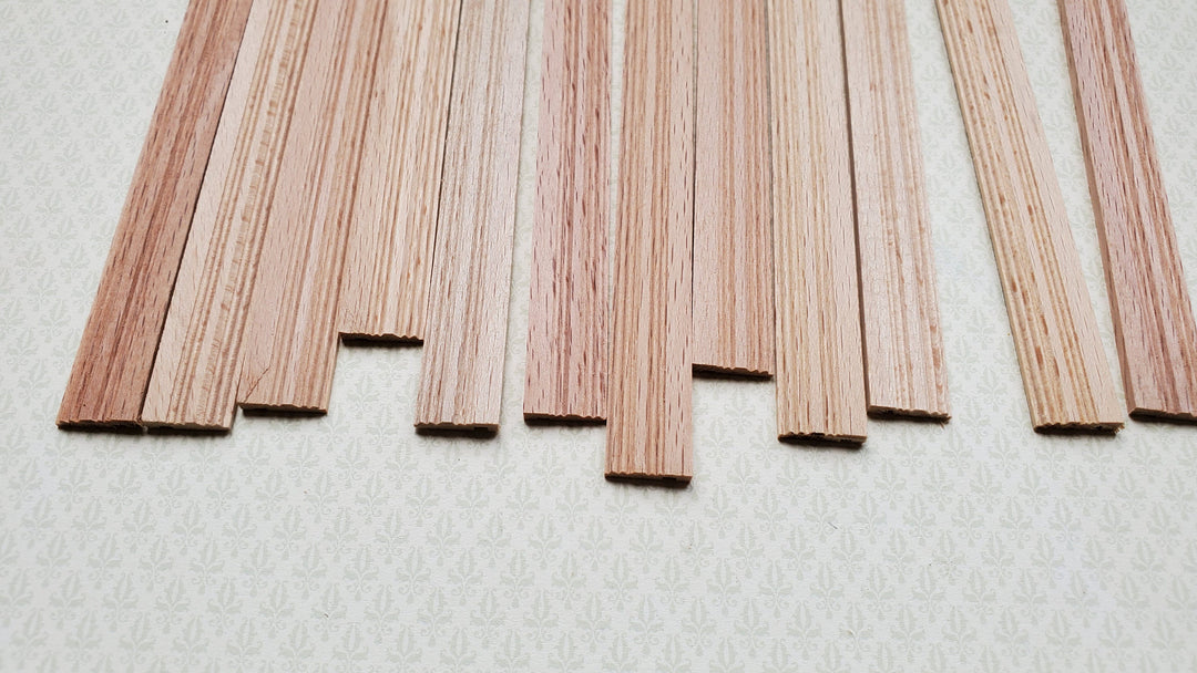 Dollhouse Miniatures Baseboard Trim 6" x12 Scrap Pieces 1:12 Scale 77946