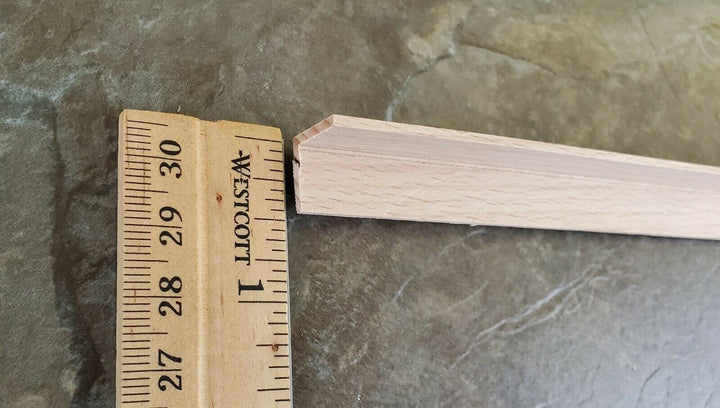Dollhouse Miniatures Corner Trim Molding 3/8" x 3/8" x 18" long 1:12 Scale 70295