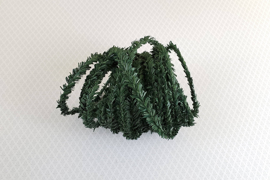 Dollhouse Miniature Christmas Garland Evergreen Trim Decorating 1:12 Scale Greenery 17'