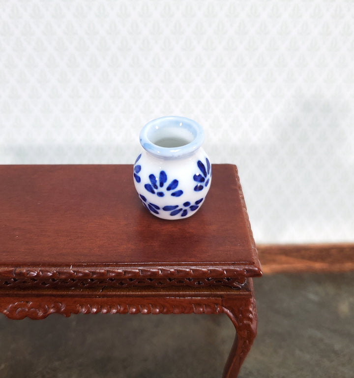 Dollhouse Vase Blue & White Ceramic Decorative for Flowers 1:12 Scale Miniature