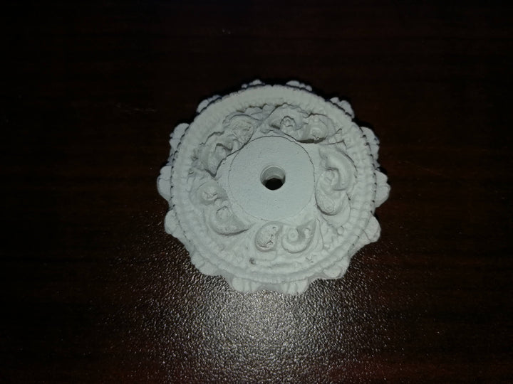 Dollhouse Miniature Ceiling Rose Medallion Small Plaster Resin 1:12 Scale 1 1/2"