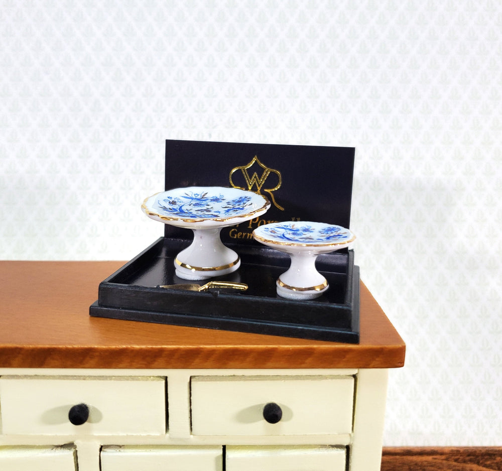 Dollhouse Cake Stands Plates Reutter Porcelain 1:12 Scale Blue Onion Pattern