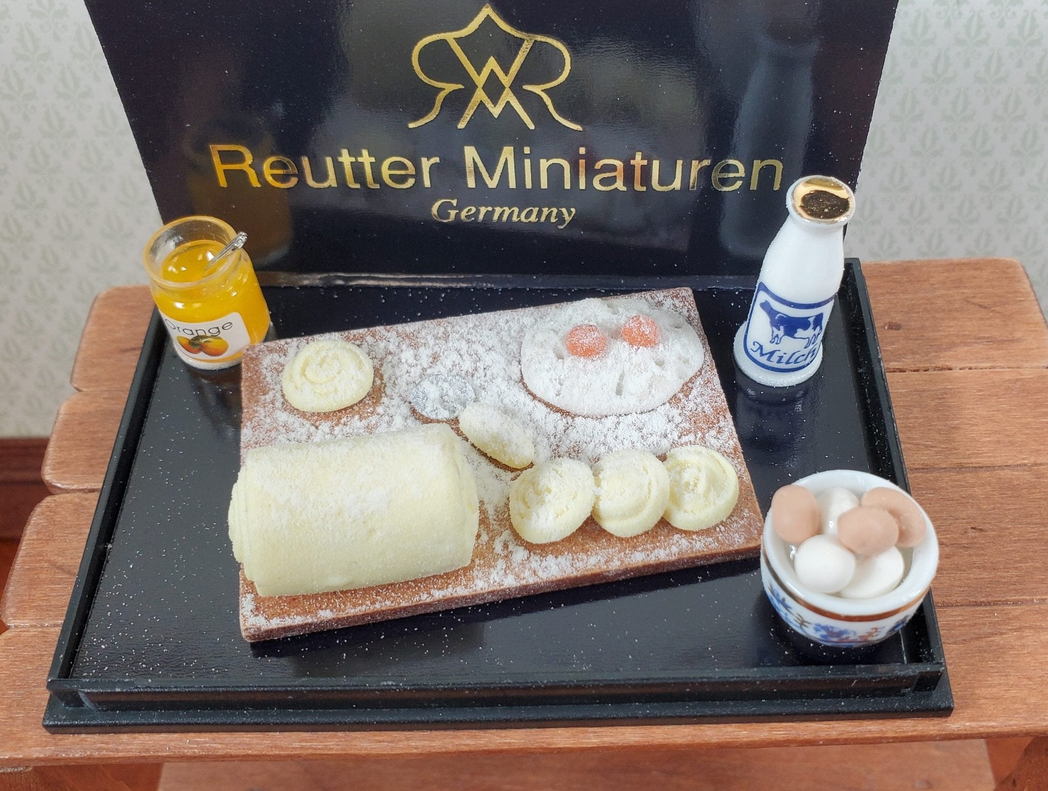 Dollhouse Baking Board Reutter Miniatures 1:12 Scale Biscuits Eggs Jam ...